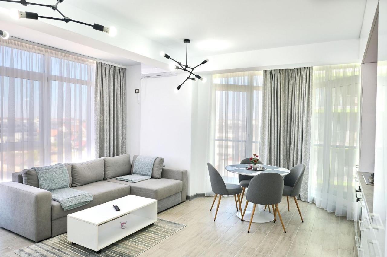 Seascape Apartment Spa N Pool Beach Resort Mamaia Kültér fotó