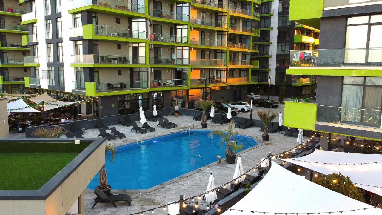 Seascape Apartment Spa N Pool Beach Resort Mamaia Kültér fotó